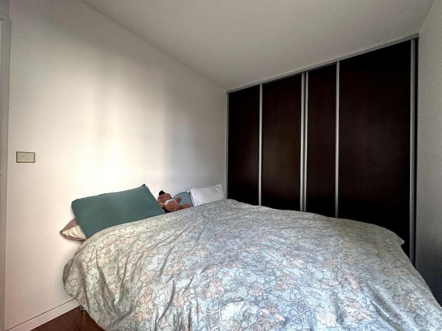 Appartement Lumineux Avec Balcon Levallois-Perret Exterior photo
